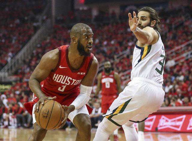  保罗关键抢断助马刺绝杀爵士  