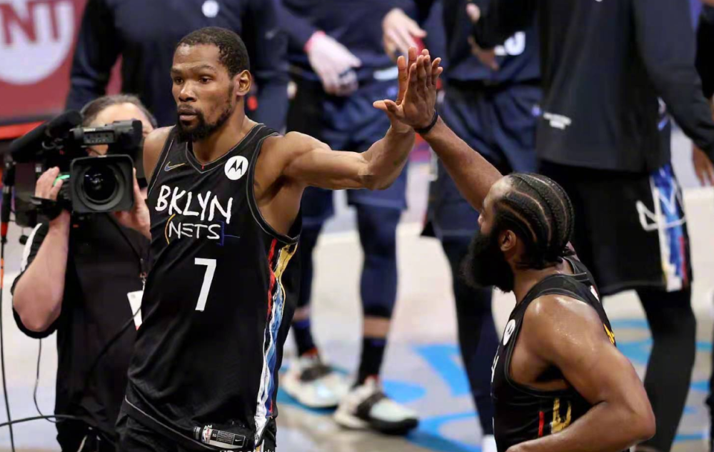  篮网杜兰特伤退无缘季后赛  