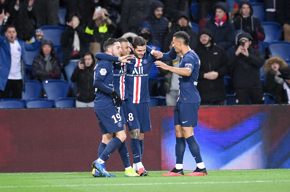  萨内双响炮轰，拜仁客场轻取波鸿延续不败金身  